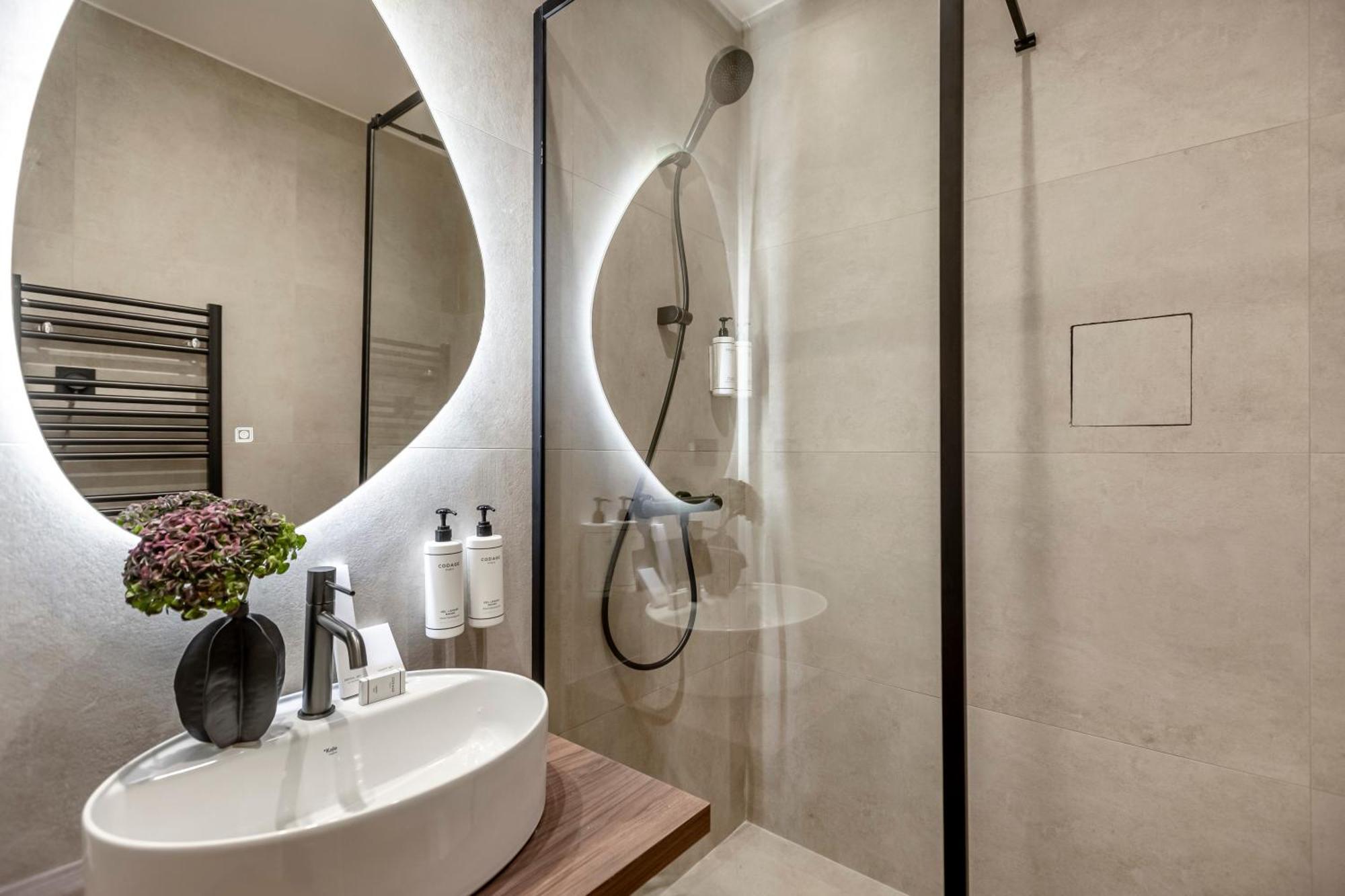 Hotel Le Madame By Sweett Paryż Zewnętrze zdjęcie